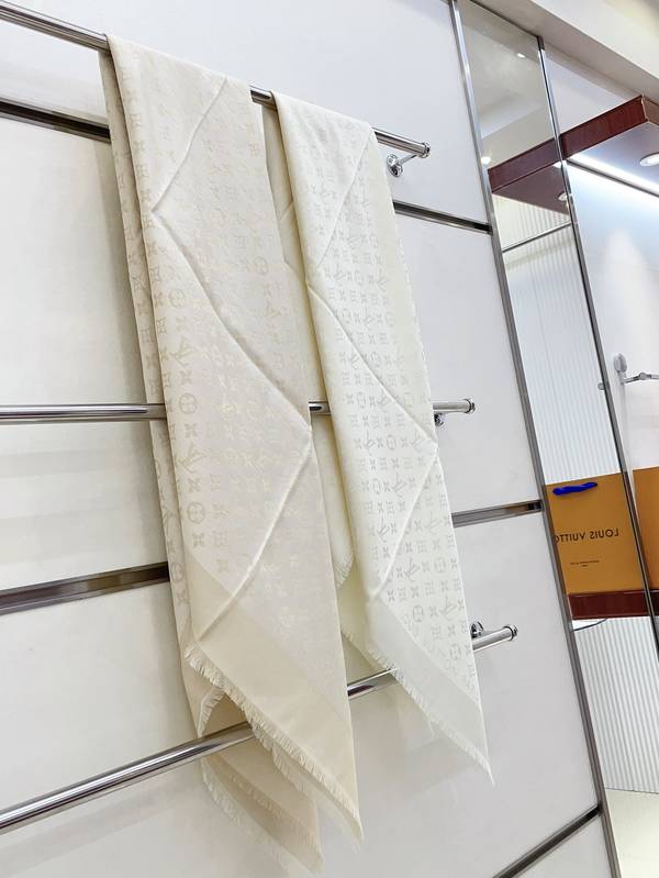 Louis Vuitton Scarf LVC00596 Louis Vuitton Scarf LVC00596